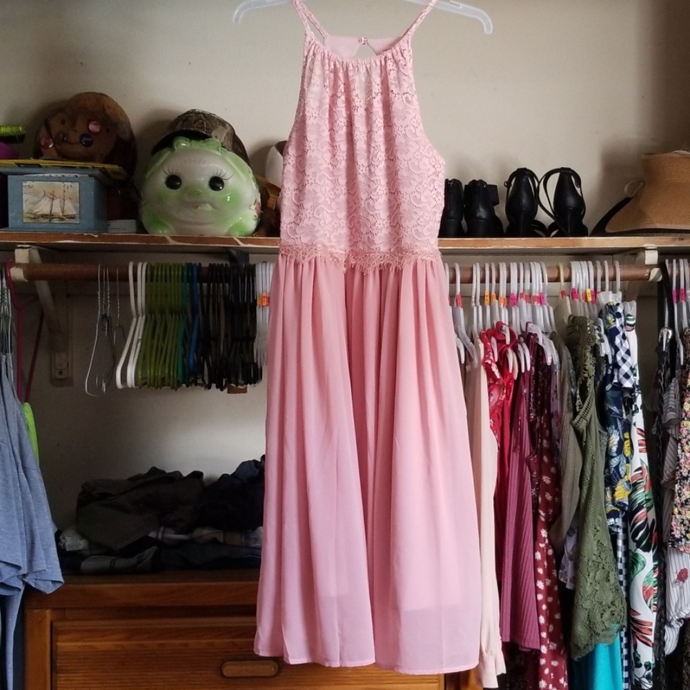 Dress with diamond cut out on back